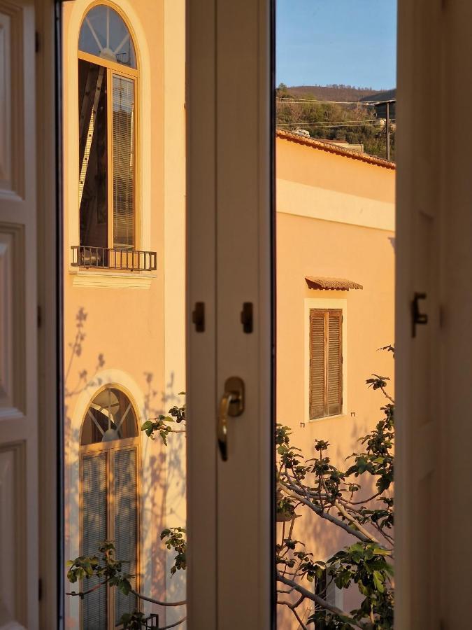 Savarese Luxury Palace Apartment Vico Equense Exterior foto