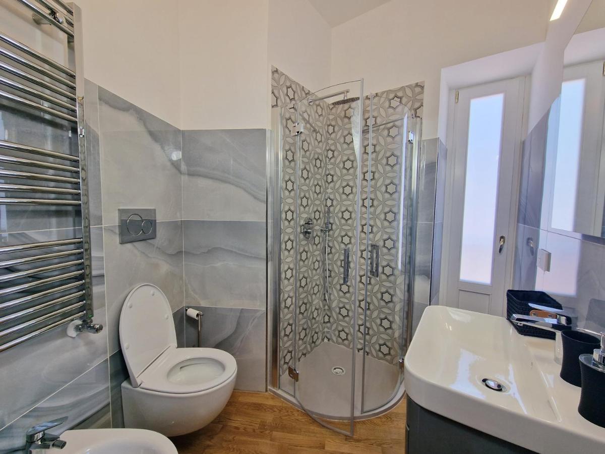 Savarese Luxury Palace Apartment Vico Equense Exterior foto