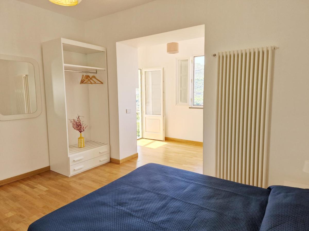 Savarese Luxury Palace Apartment Vico Equense Exterior foto