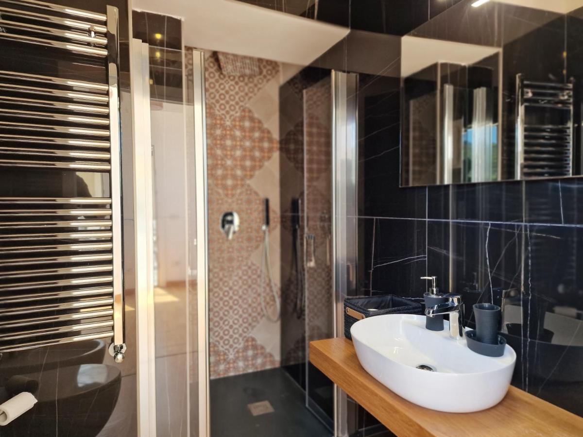 Savarese Luxury Palace Apartment Vico Equense Exterior foto